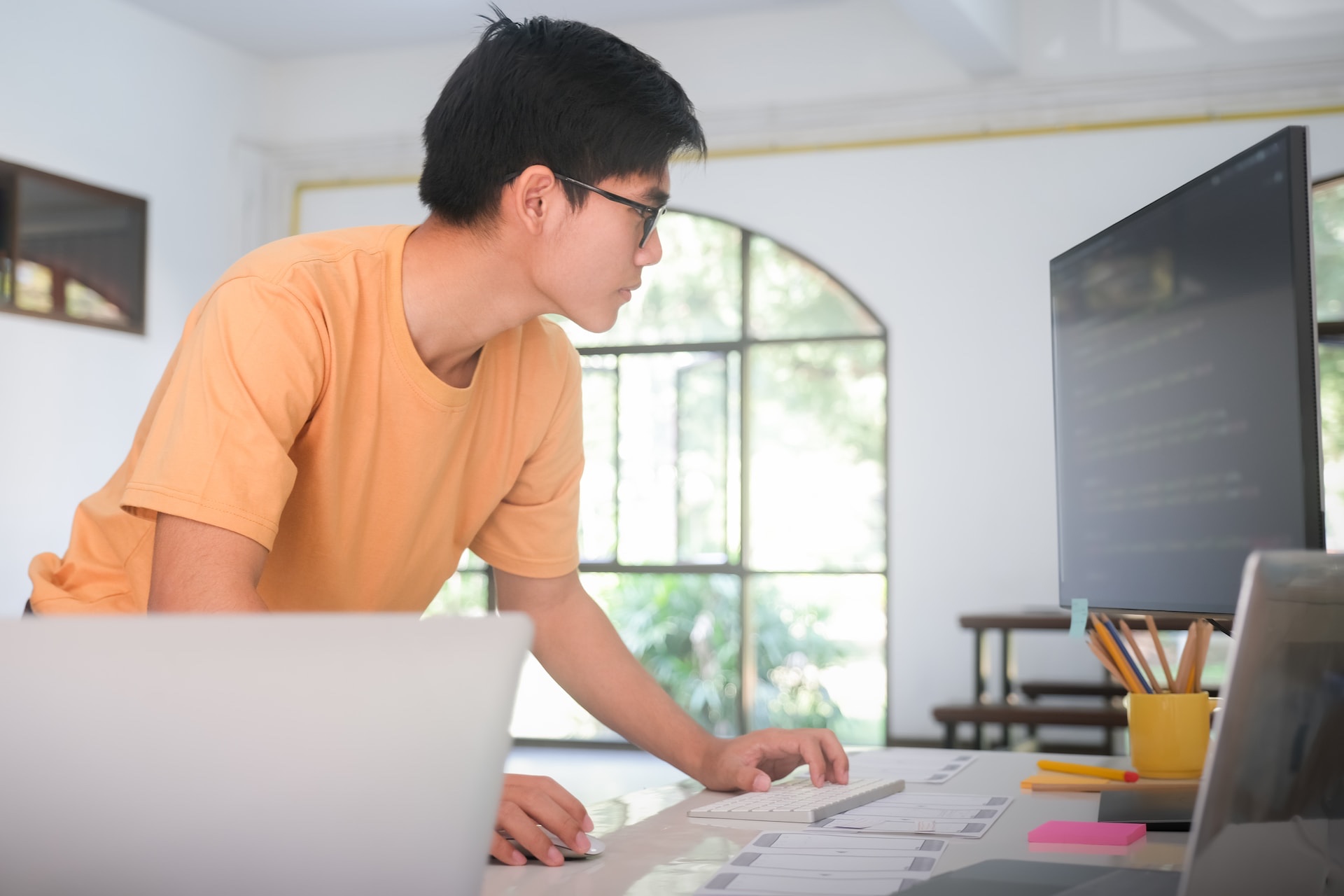 Using Colors in UI to Enhance User Experience and Minimize Frictions